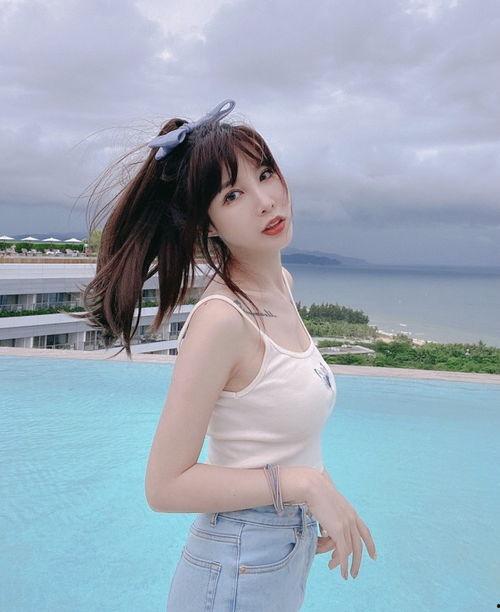 网红恋兮福利在线观看,网红直播盛宴，精彩瞬间不容错过